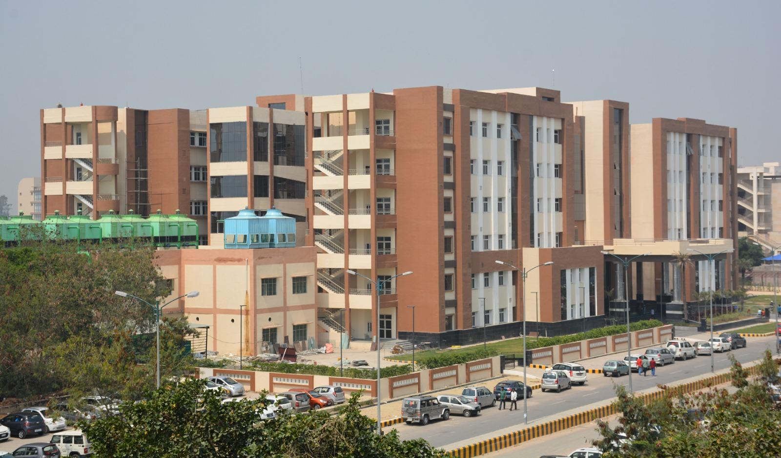 SGPGI Convention Center, SGPGIMS campus (photo 3 of 4)