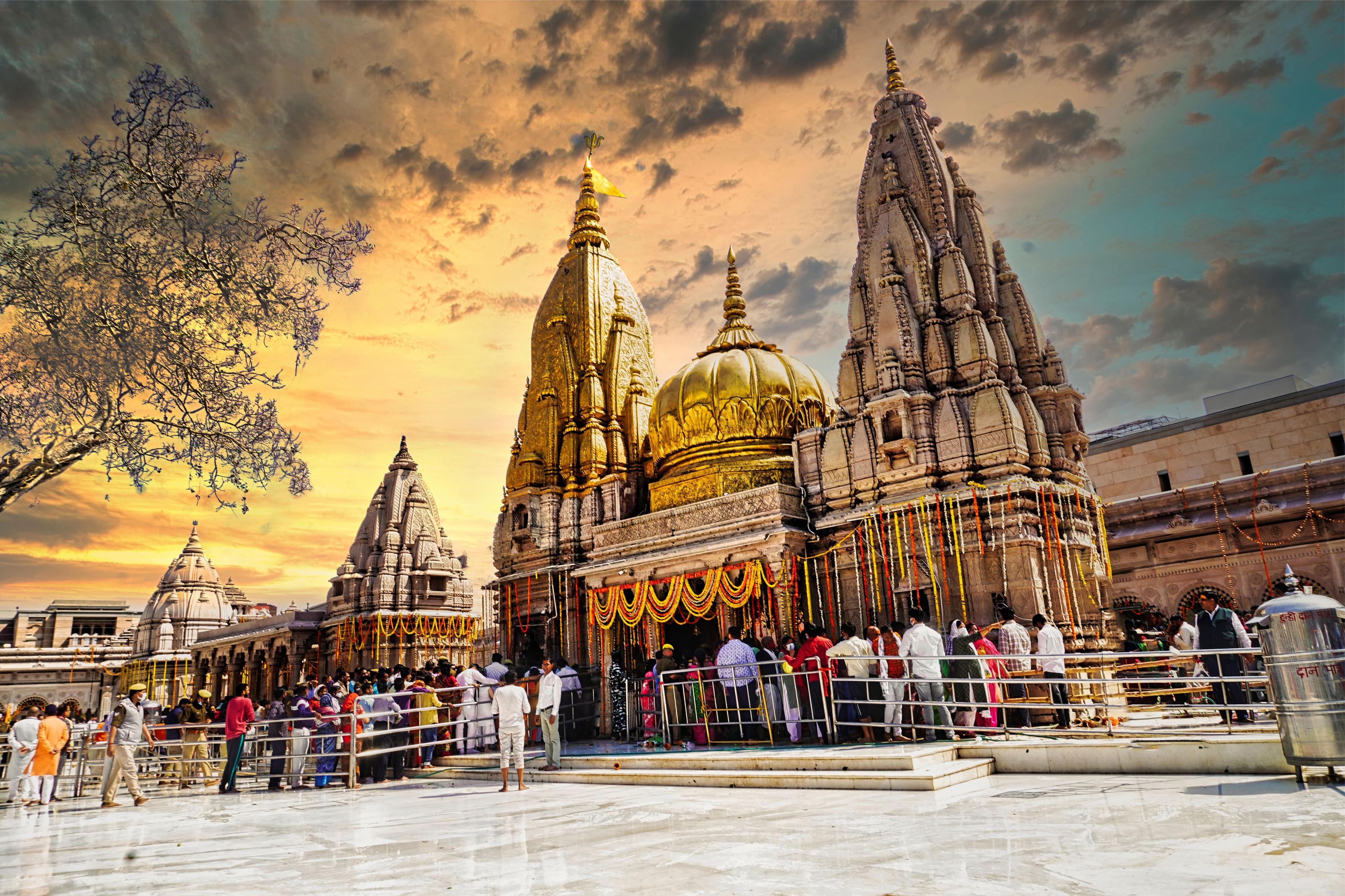 Shri Kashi Vishwanath Temple (Varanasi)