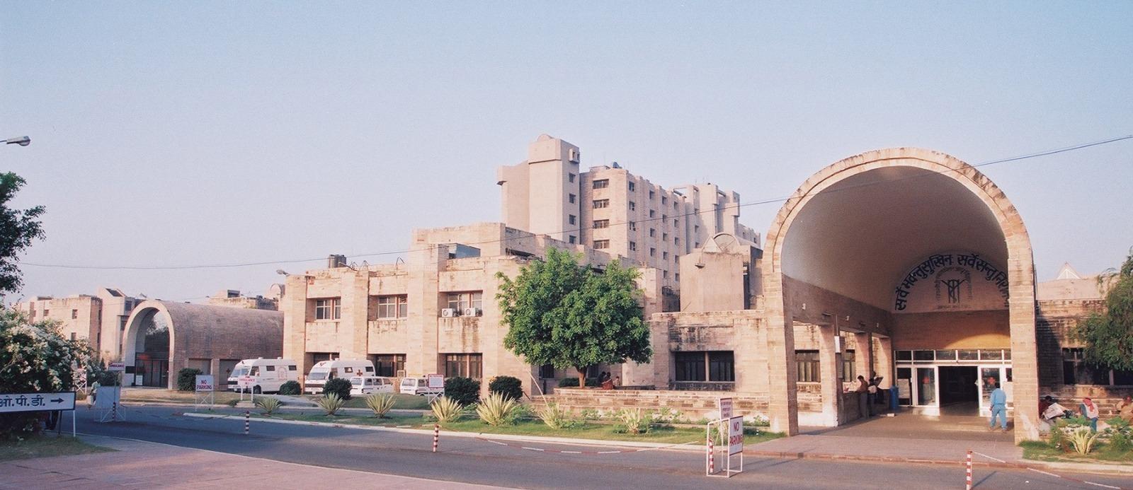 SGPGI Convention Center, SGPGIMS campus (photo 1 of 4)